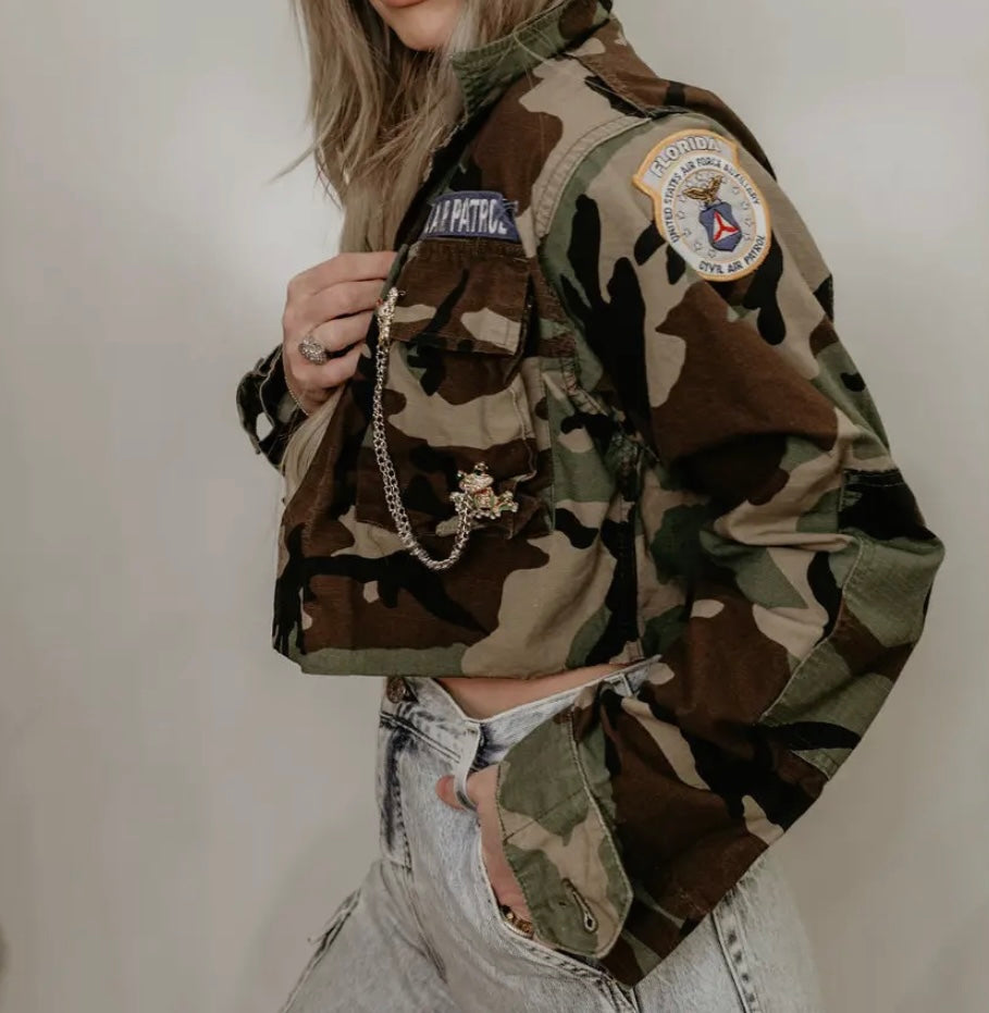 Designer Crop Camo Brooch Jacket